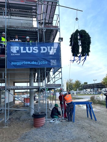 Dachdecker Neubau Feuerwehr 