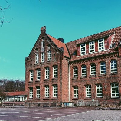 Schule Klostergang - Jetzt Kubiz