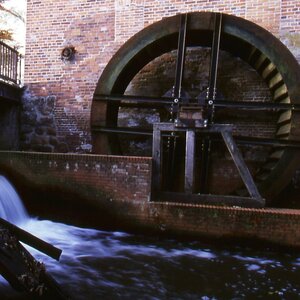 Wassermühle Badenstedt Wasserrad - Kachel