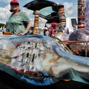 Flohmarkt auf dem Veranstaltungsgelände